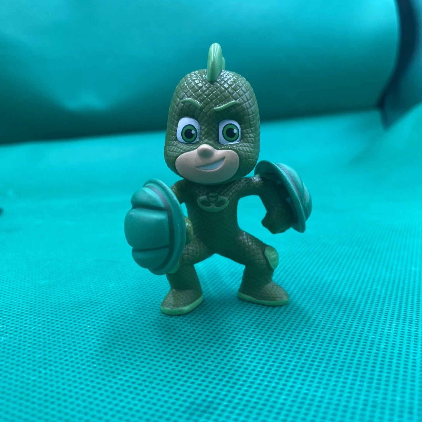 PJ Masks Cake Topper 2.75 Inch Gekko PVC W Shields