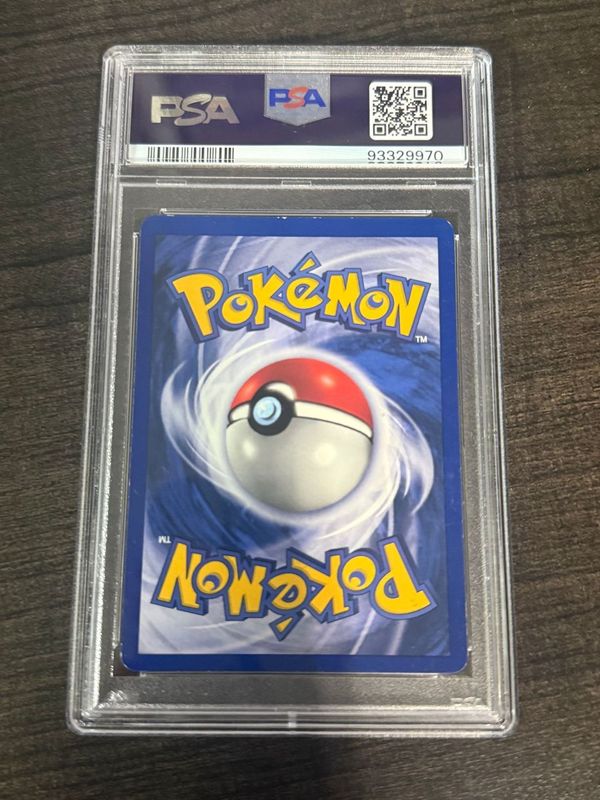 1999 Pokemon Game Machamp - Holo 1st Edition - Shadowless - toyscardscomics