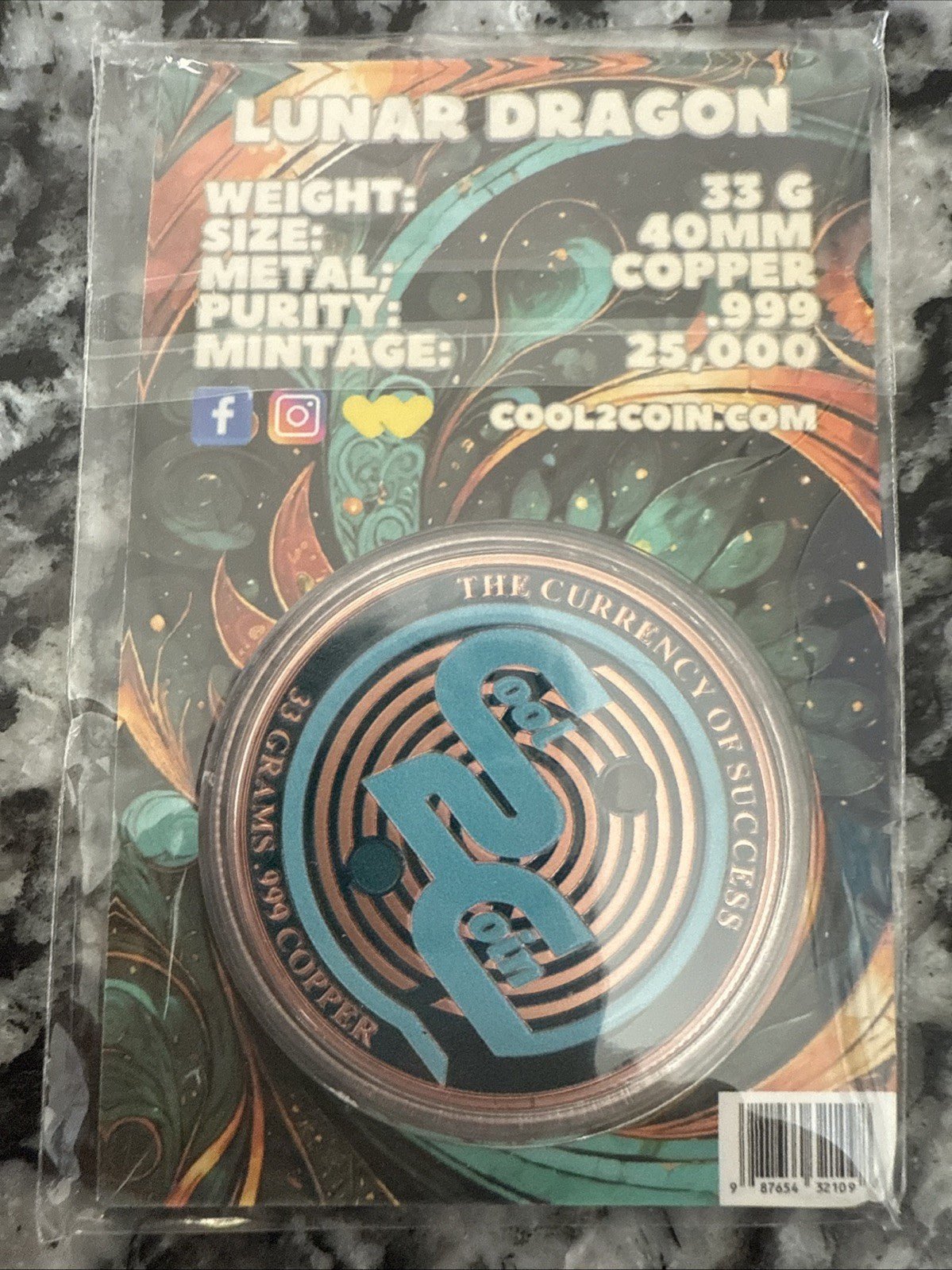 33 Gram Copper Collectible 2024 Lunar Dragon Colorized Coin - toyscardscomics