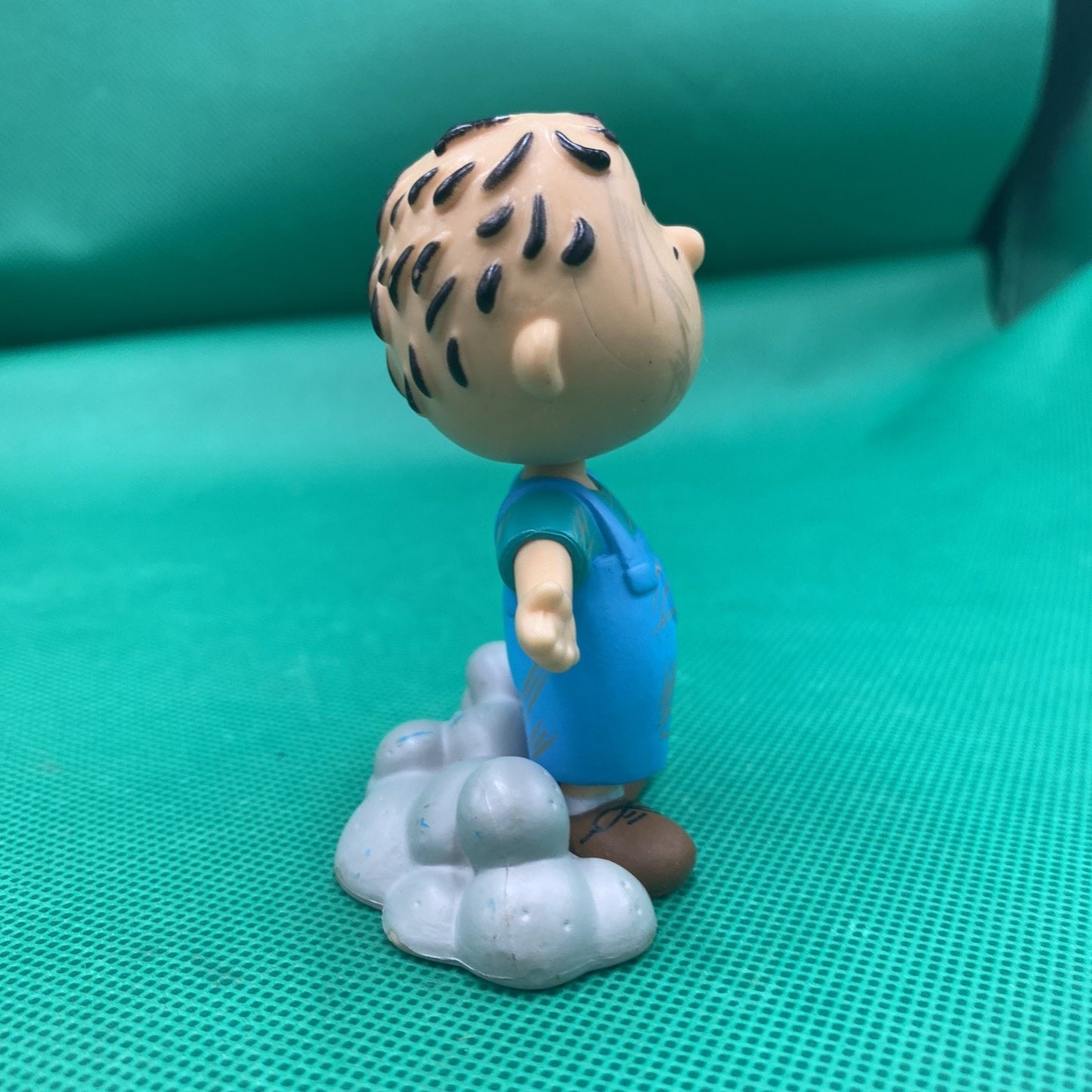 Charlie Brown Peanuts Pig Pen dust PVC Figure JP Cake Topper