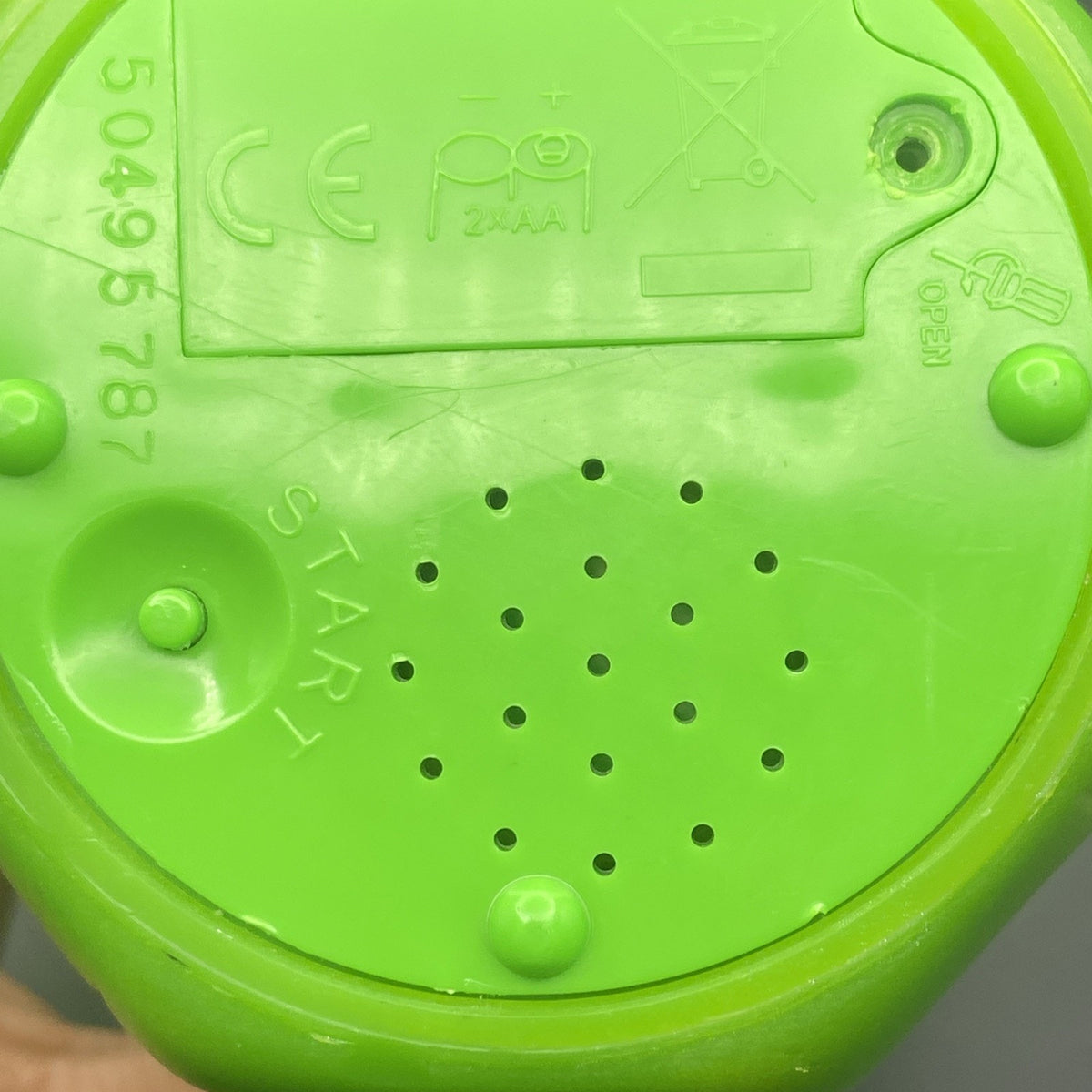 CP Toys Pass The Pickle Game with Pre-Programmed Music for 2 or More Players