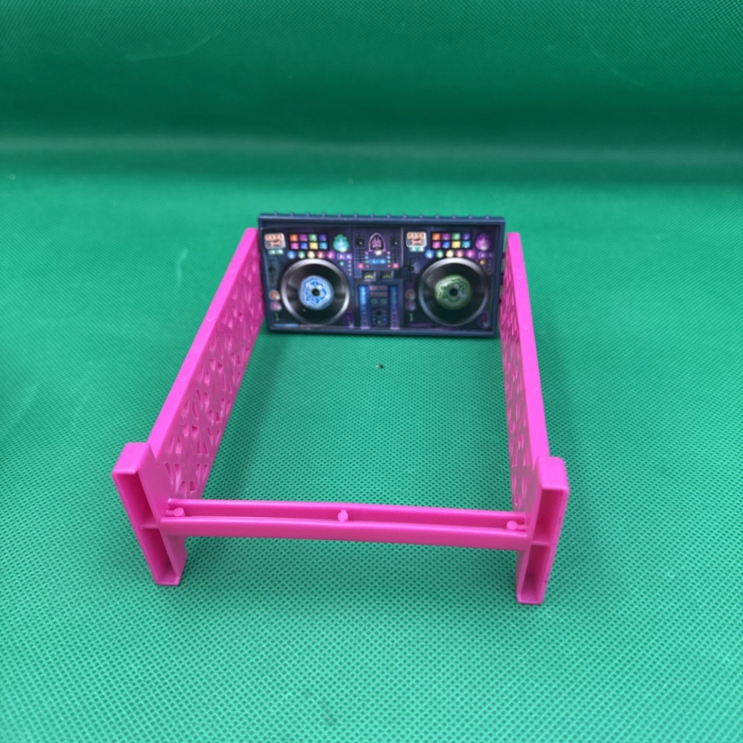 Monster High G3 Monster Fest Food Truck Draculaura DJ Table Mattel