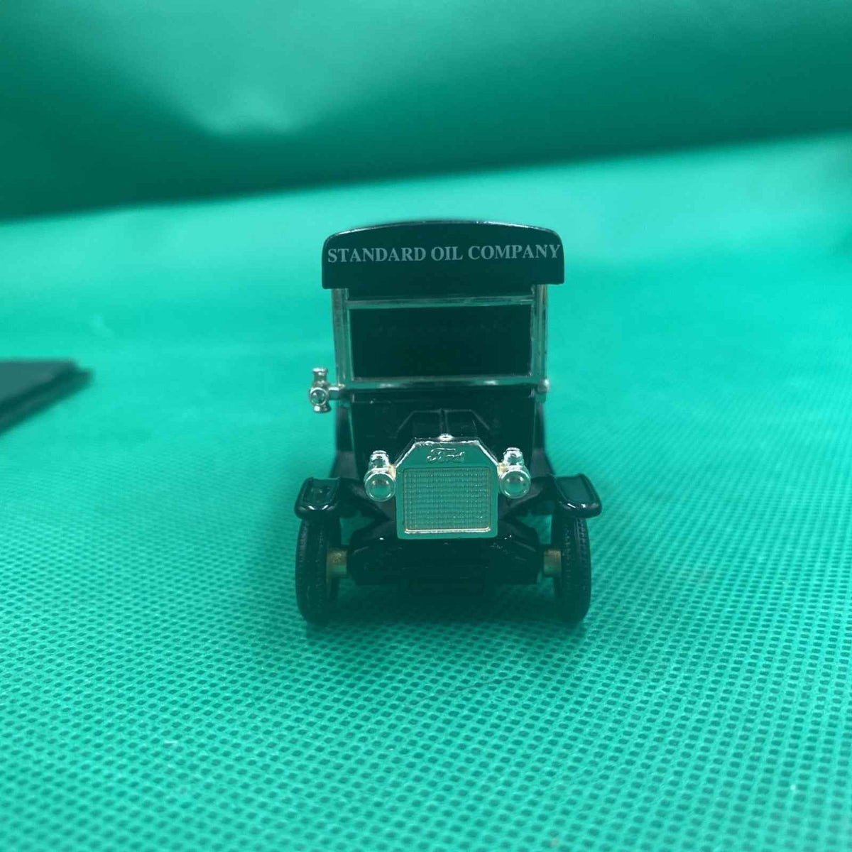 Chevron Black Diecast Metal Replica 1927 Pearl Oil Van - Standard Oil Company