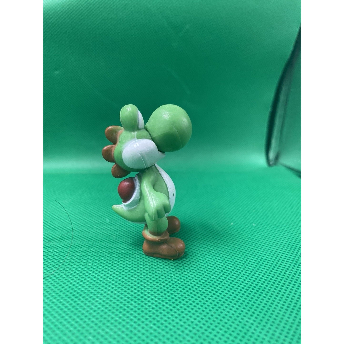 Super Marios Yoshi Figure