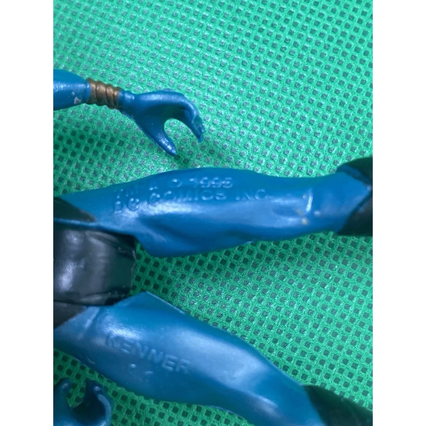 Vintage Batman Forever TRIPLE STRIKE ROBIN Action Figure 1995 Kenner With Cape