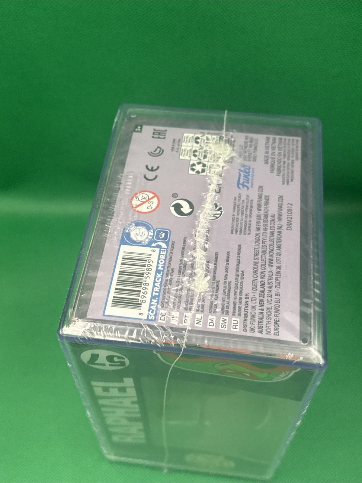 Funko Pop! Raphael Art Series TMNT Vinyl Figure 57 with Protector HARD CASE - toyscardscomics