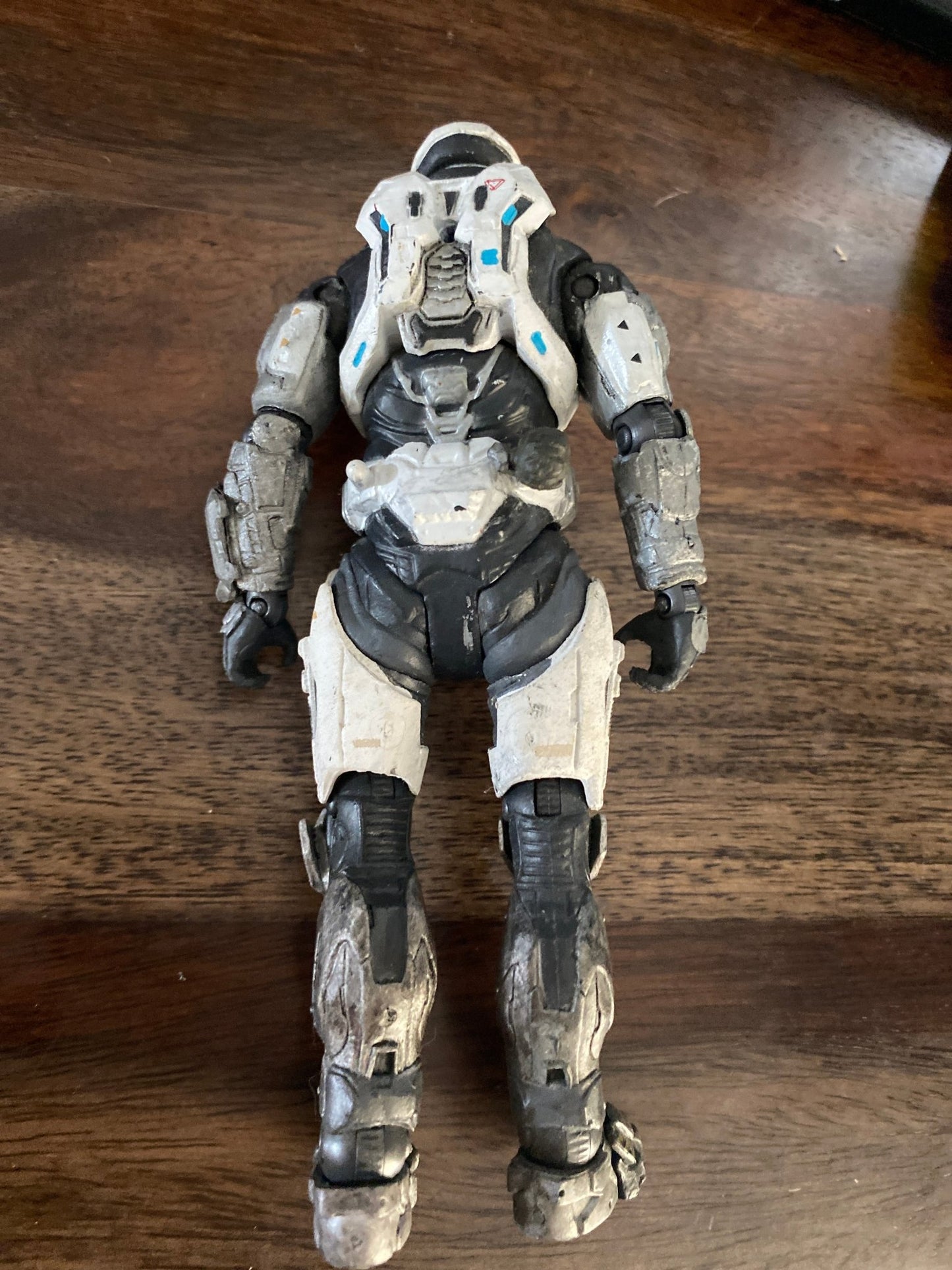 Halo Reach Spartan Mark V B 5.5”White Action Figure Toy McFarlane Series 1 same as other - toyscardscomics