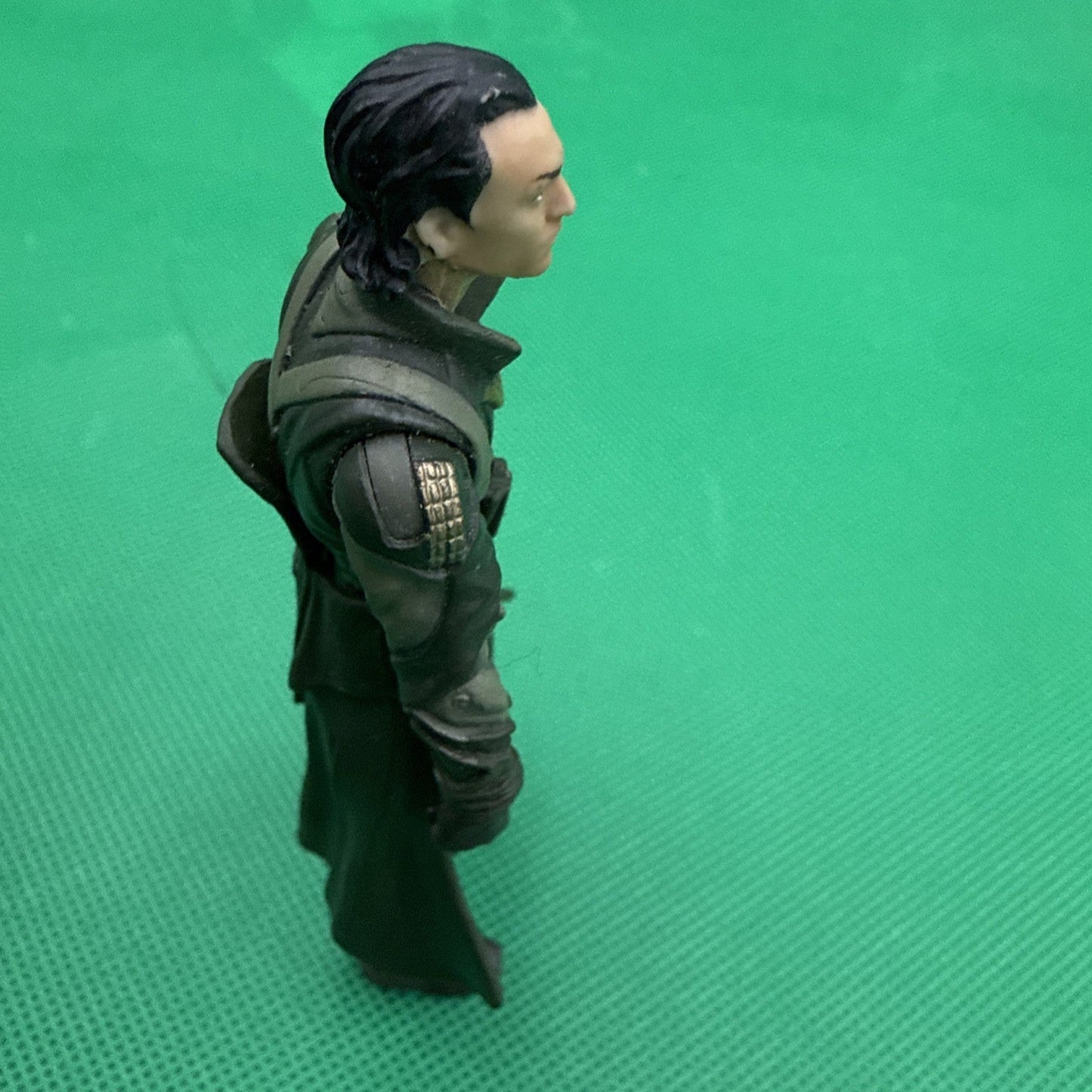 Loki Action Figure 4'' Marvel **0821a1 - toyscardscomics