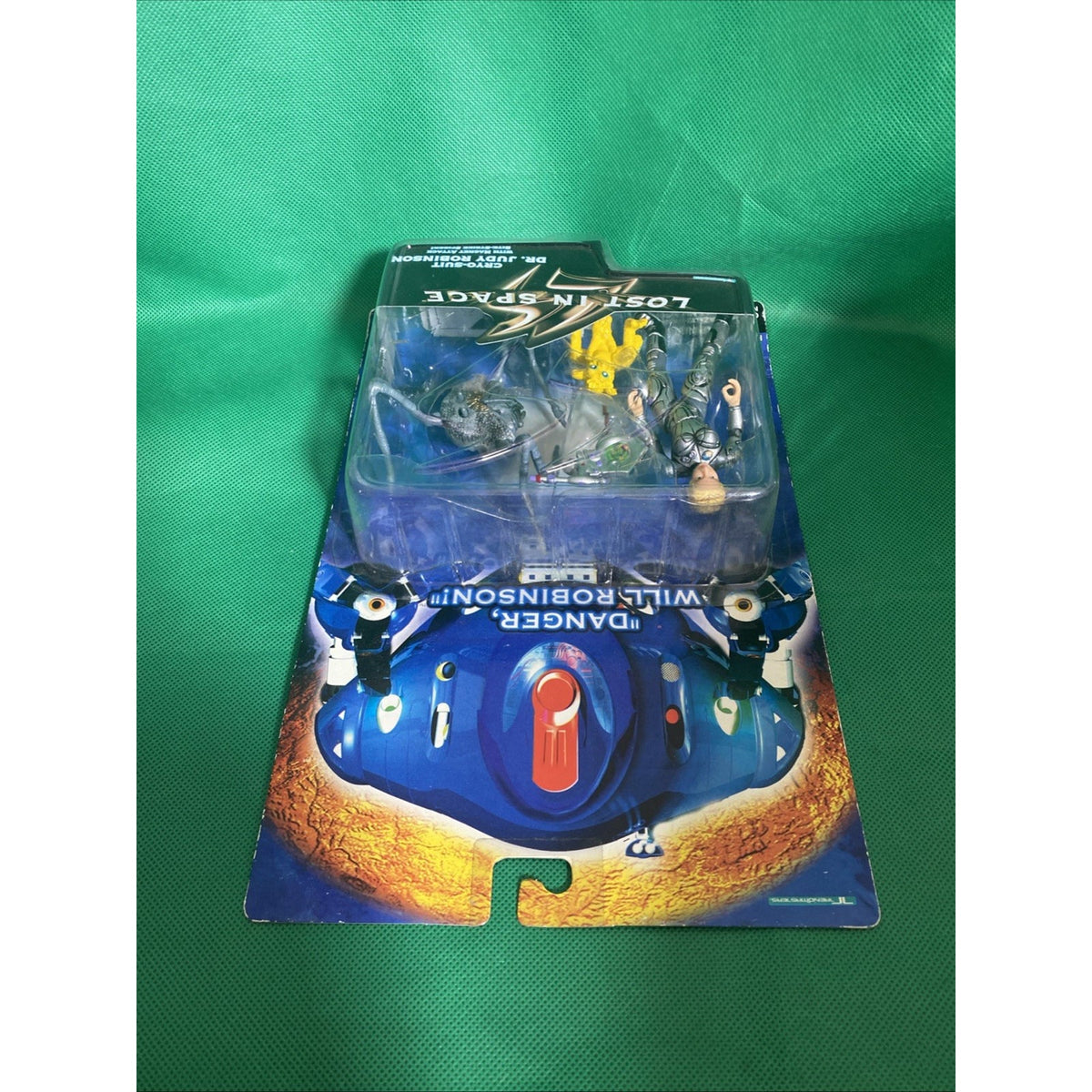 Dr Judy Robinson Cyro Suit Lost In Space 1997 Action Figure Sealed NEW