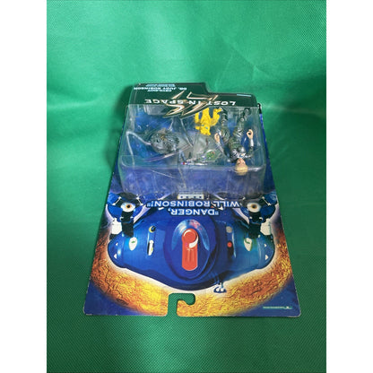 Dr Judy Robinson Cyro Suit Lost In Space 1997 Action Figure Sealed NEW