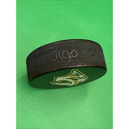 Nashville Predators Basic Official NHL Slovakia Hockey Souvenir Game Puck
