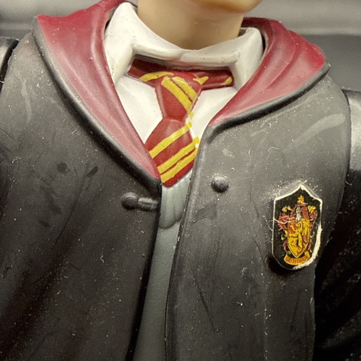 HARRY POTTER Figurine Action Figure 8 in x 4.5 in x 2 in.