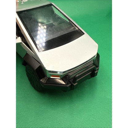 UNKNOWN BRAND PLASTIC SILVER CYBER TRUCK LOOKING FRICTION VEHICLE, Sound Tested