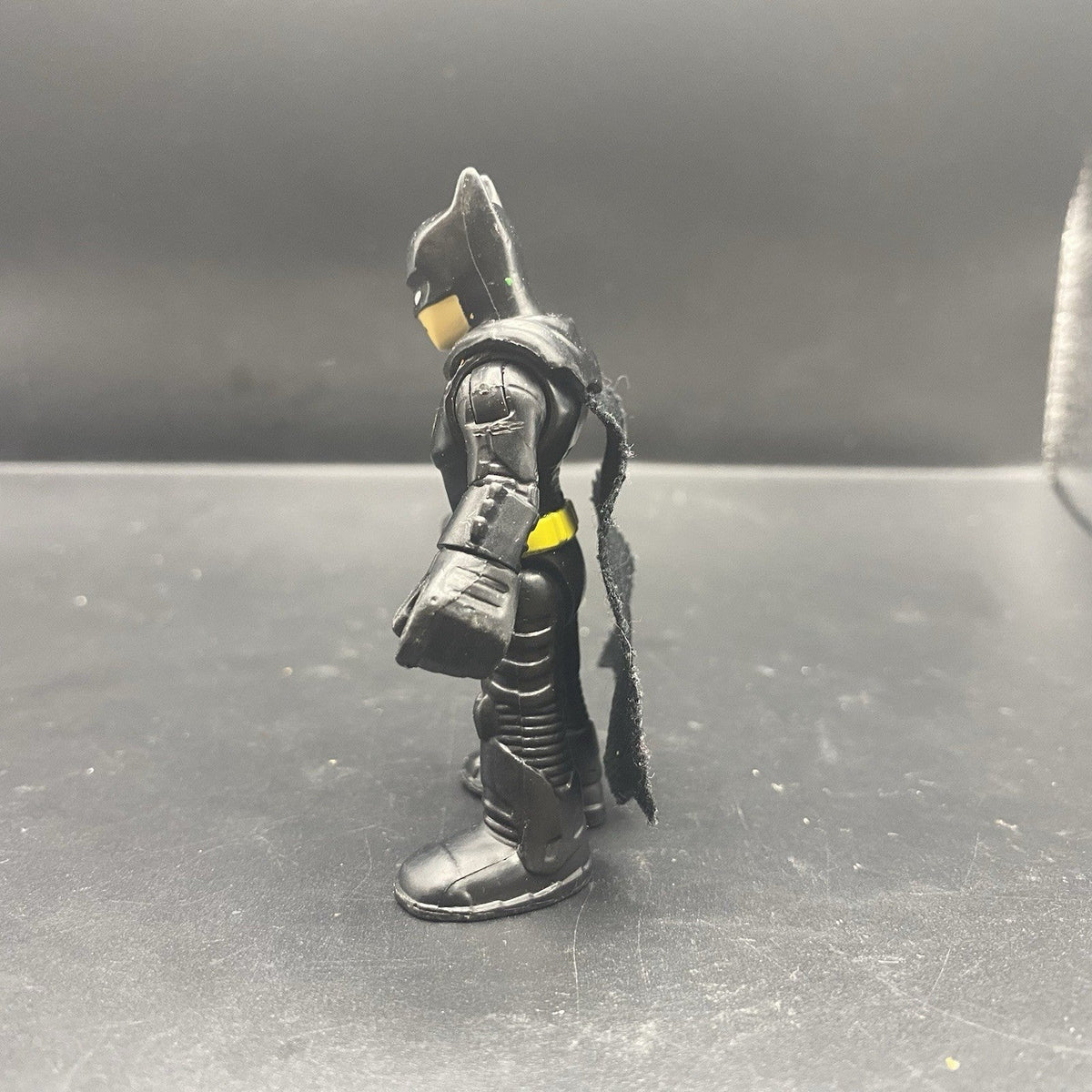 Fisher-Price Imaginext DC Super Friends Batman 3" Action Figure Black Yellow