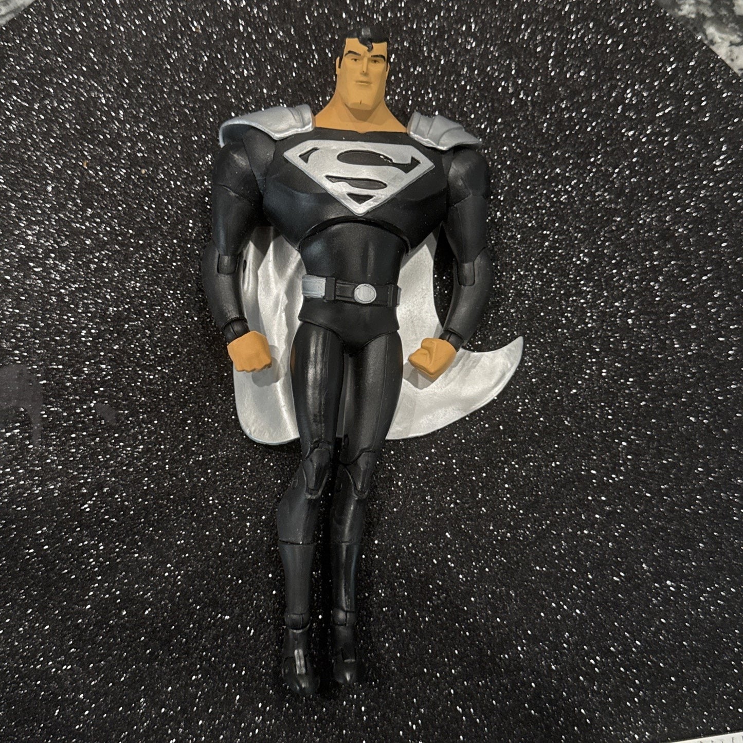 Superman Animated - Superman Black Suit 7" Figure - McFarlane Toys