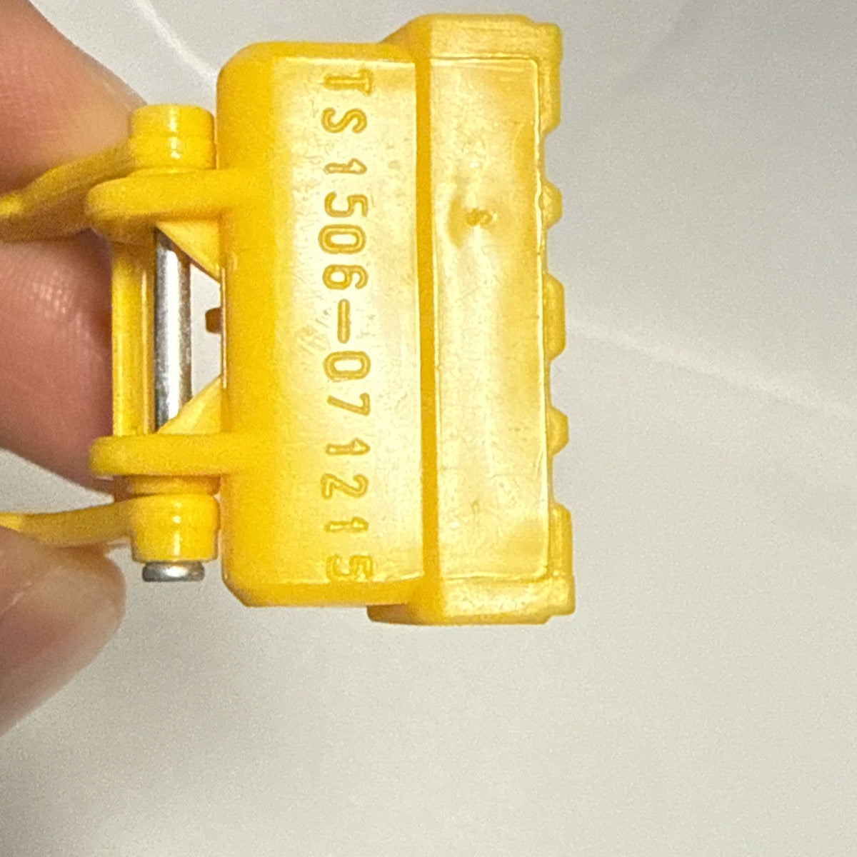 Mini Machines Vat Front Loader Backhoe 1:64 Scale Yellow Excavator
