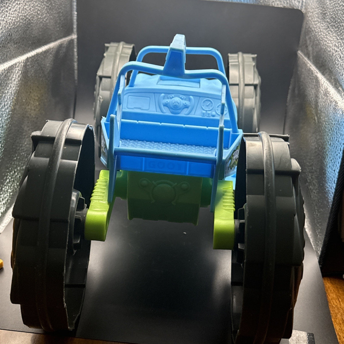 Goo Jit Zu Heroes Stretch And Strike Thrash Mobile Monster Truck - Pre-Owned