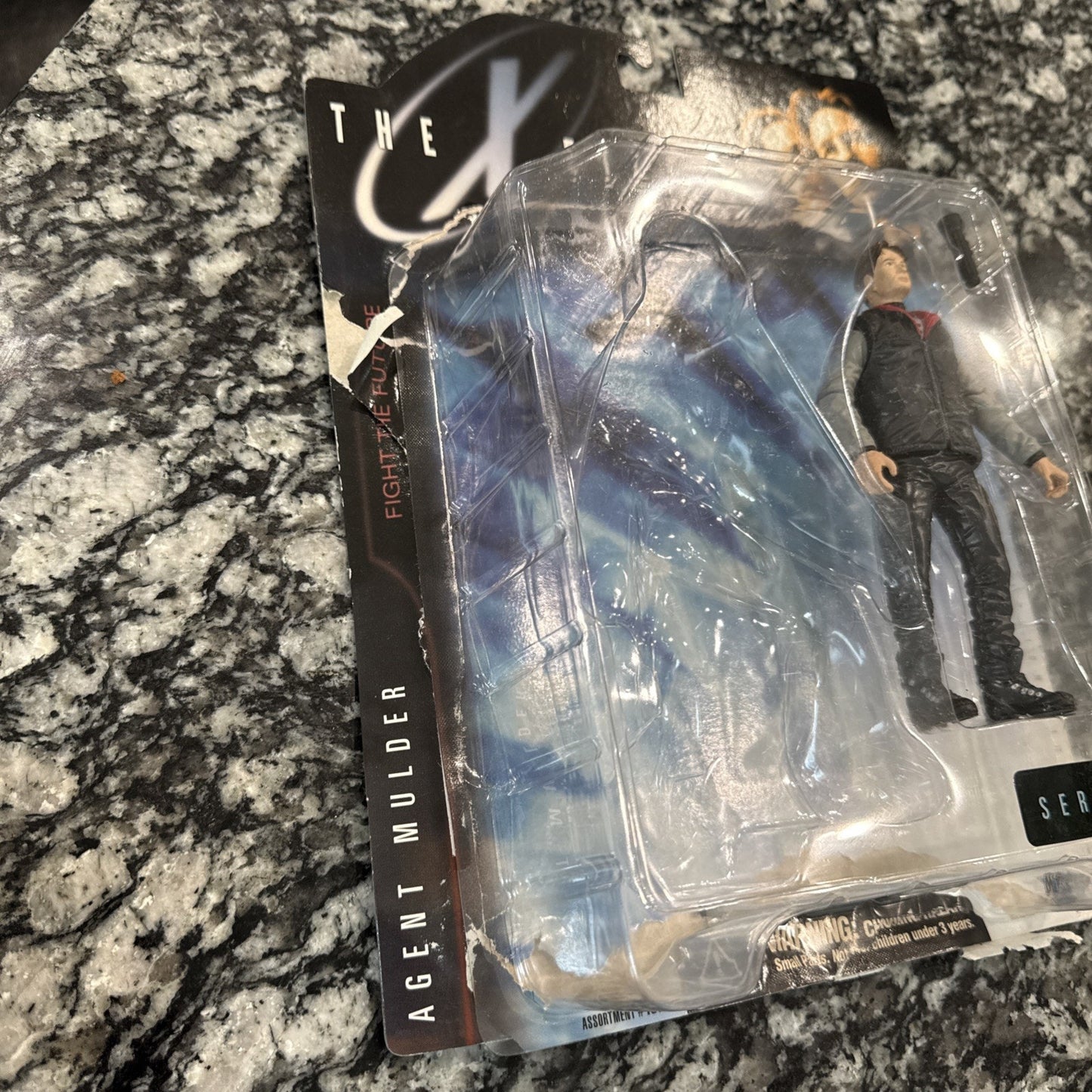 X Files Agent Mulder w/Alien Fight The Future Series 1 McFarlane Toys 1998 Spawn