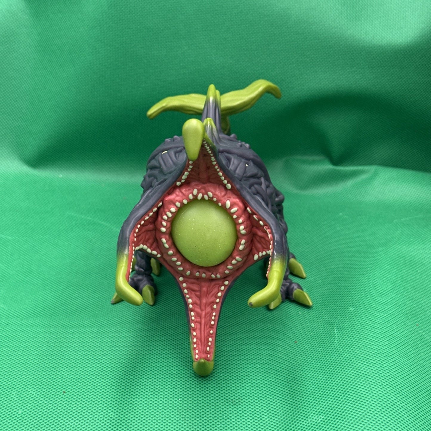 Netflix Stranger Things Tales From '85 Vine Dog 8" Squishy Figure