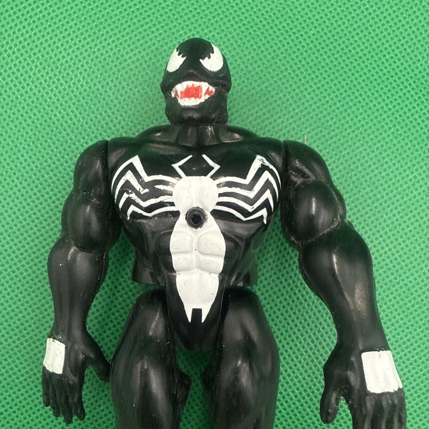 1991 Toy Biz Venom 5” articulating Action Figure Marvel