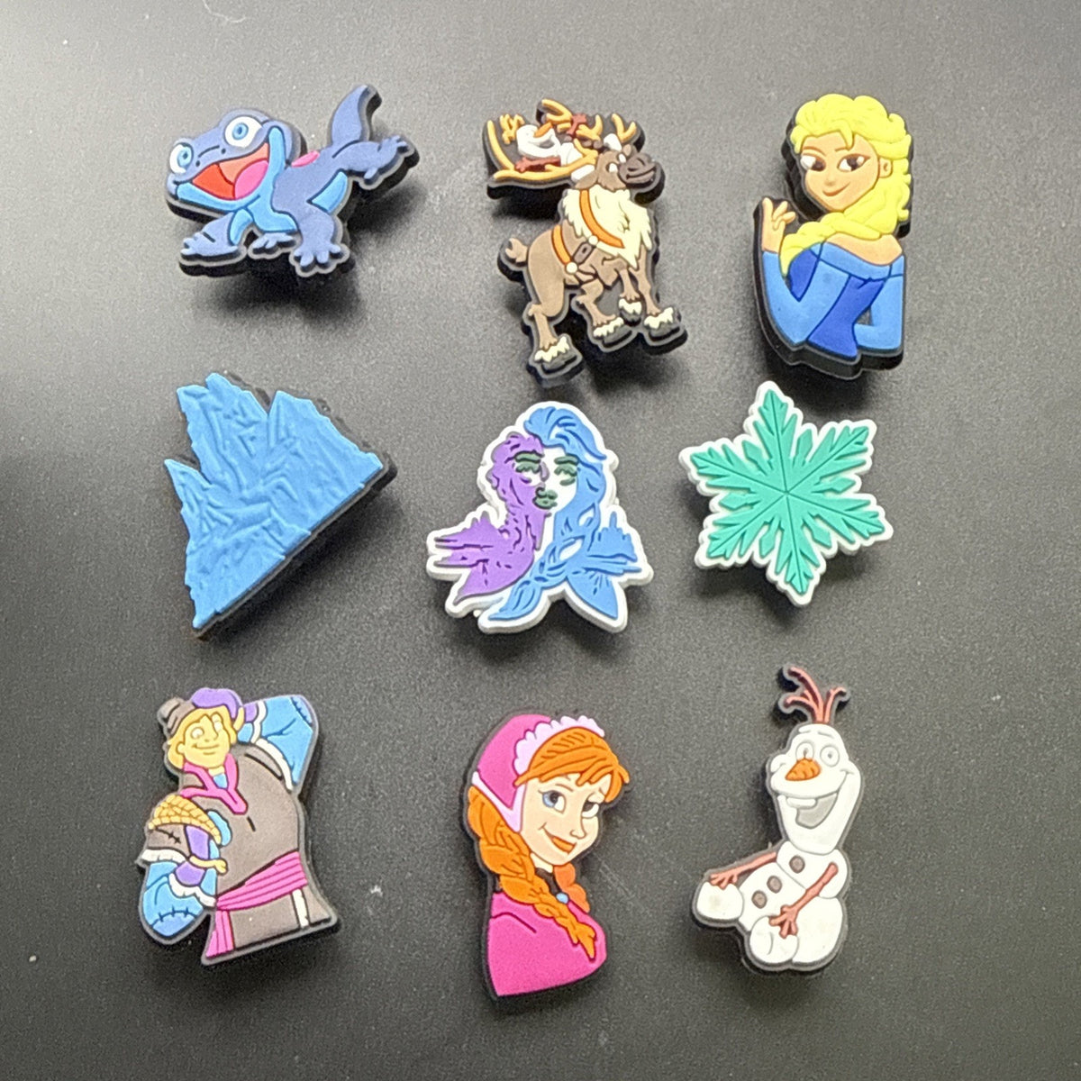 9 Frozen Charms compatible with Crocs.