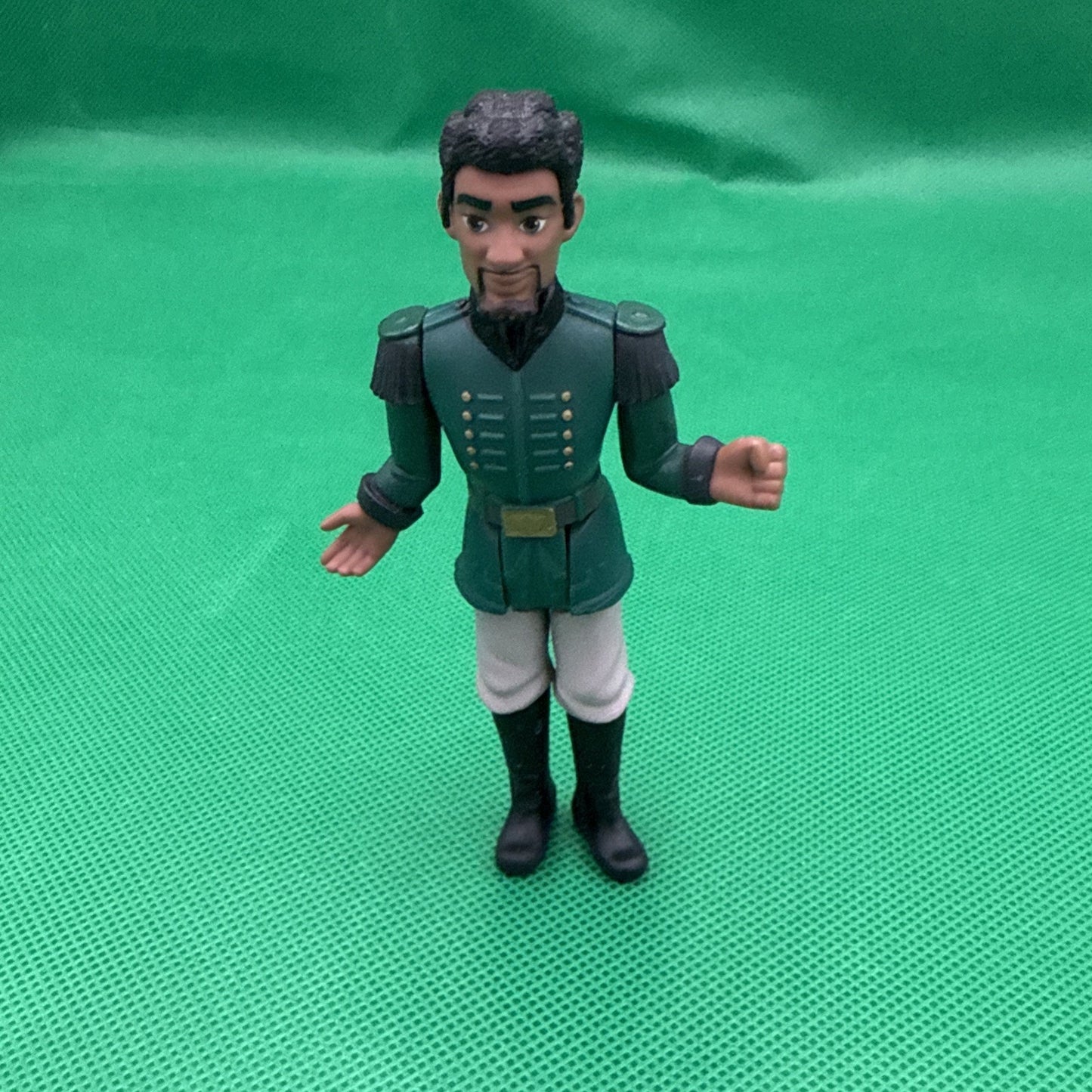 Frozen 2 Adventure Collection Lieutenant Mattias 4-Inch Poseable Figure