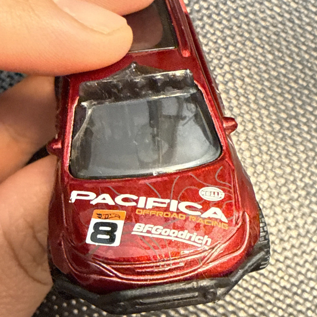2018 HOT WHEELS CHRYSLER PACIFICA #8 OFFROAD RACING RED 1:64 DIECAST 3" RACE CAR