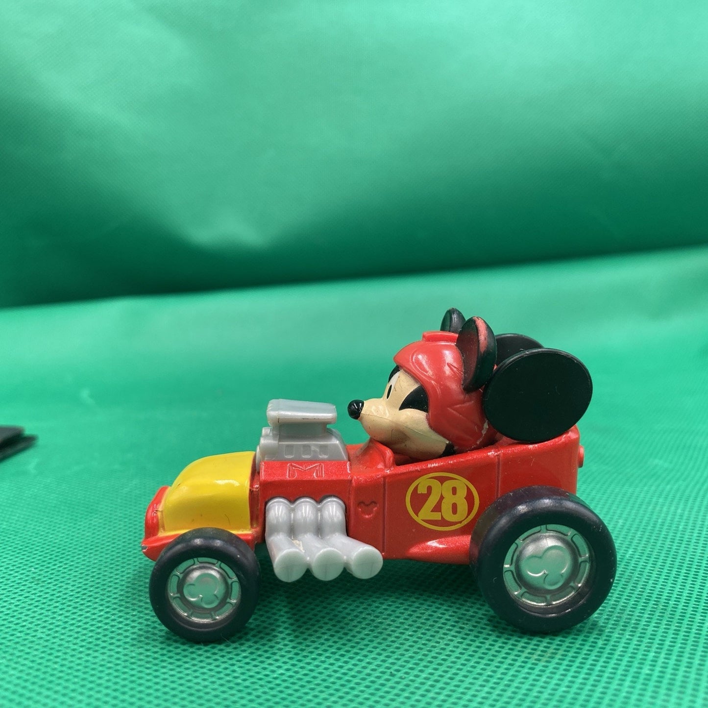 Mickey's Roadster Racers Hot Rod Diecast Red Race Car Mattel #28 Disney Mouse