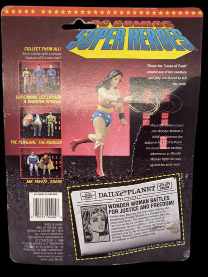 1989 - DC Comics Super Heroes "Wonder Woman" by Toy Biz - MOC - toyscardscomics