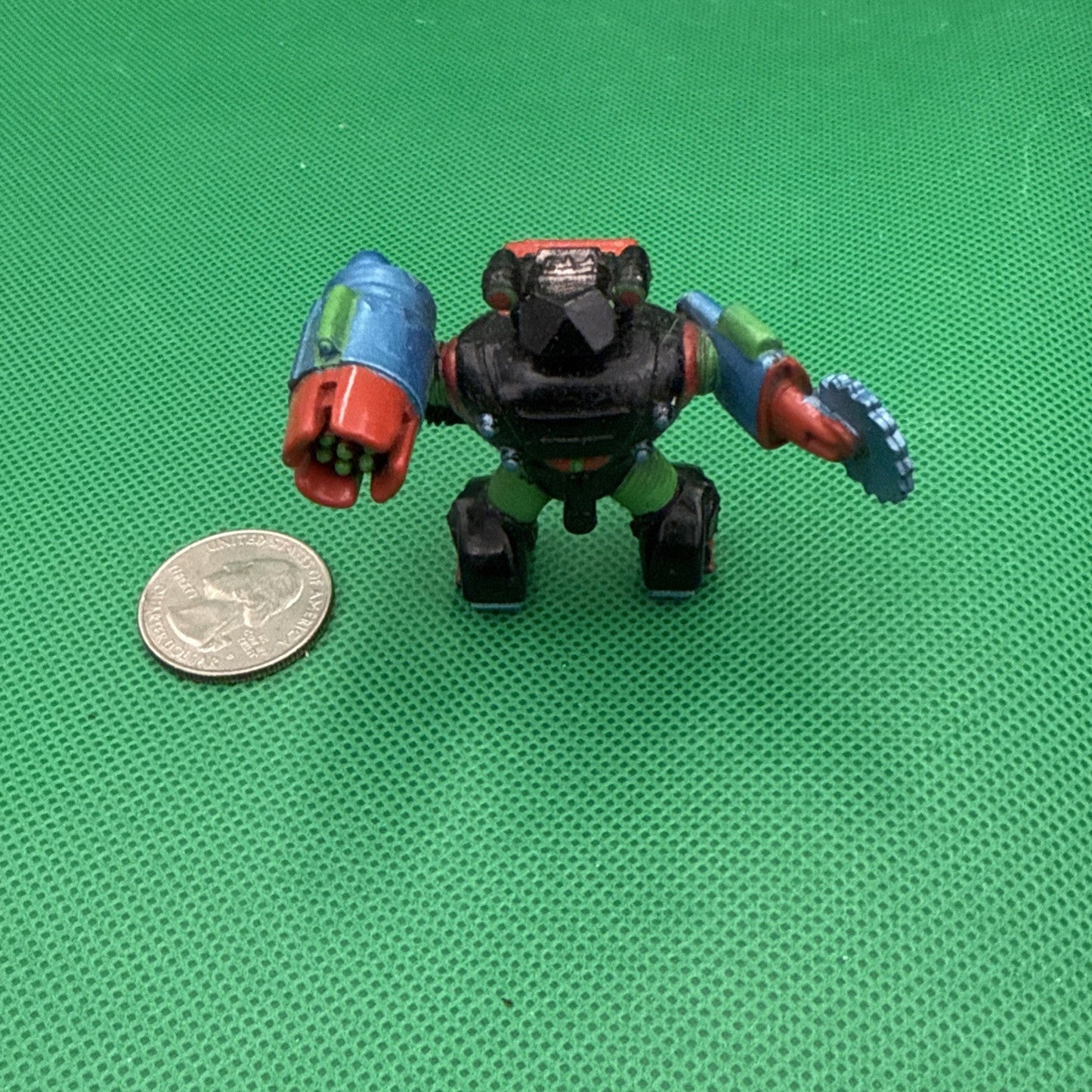 1991 Galoob L.G.T.I. Trash Bag Bunch TRASHBLASTER 2" PVC Mini Figure - toyscardscomics