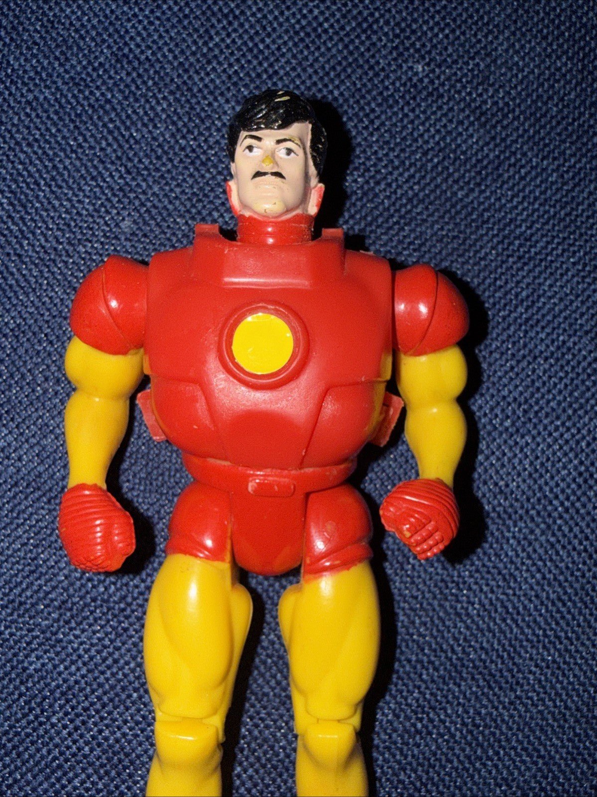 1991 Toy Biz Marvel Super Heroes Iron Man Loose Action Figure - toyscardscomics