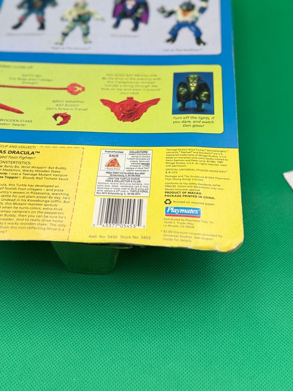 1993 TMNT Don as Dracula Universal Monsters MOC Unpunched Playmates - toyscardscomics