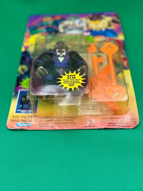 1993 TMNT Don as Dracula Universal Monsters MOC Unpunched Playmates - toyscardscomics