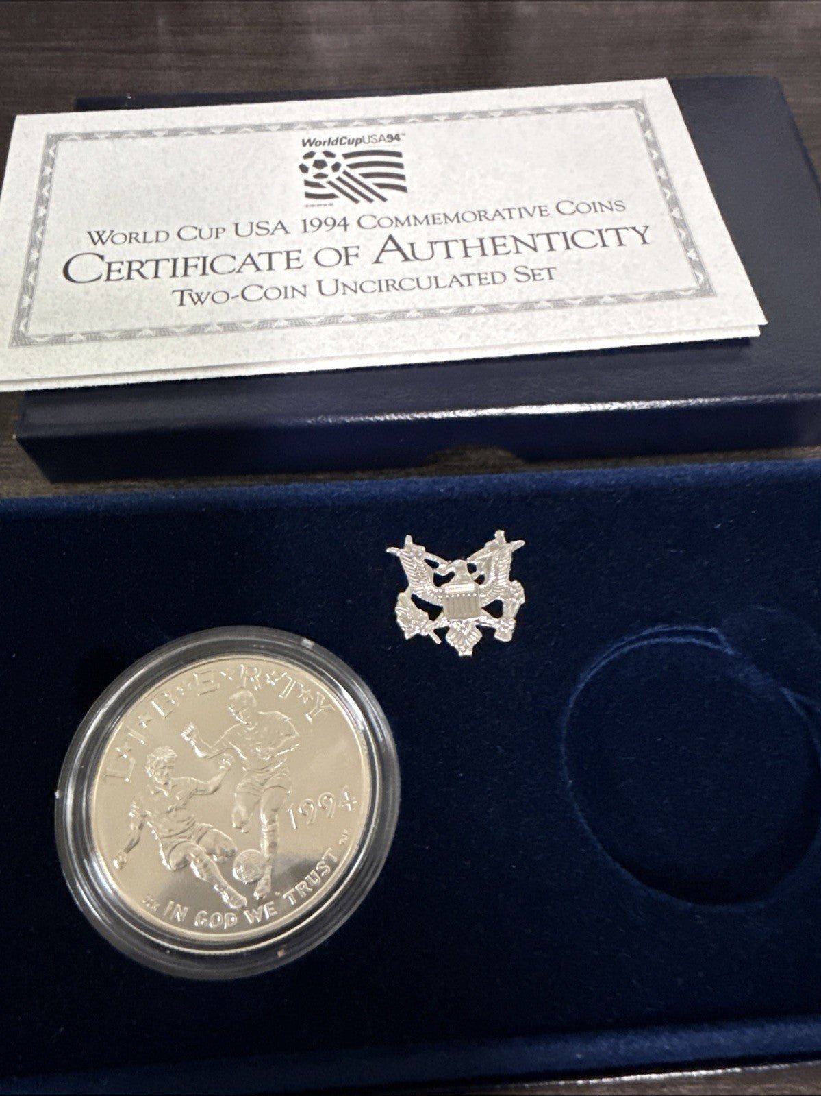 1994 - D World Cup Soccer BU Commemorative 90% Silver Dollar in Box With COA. - toyscardscomics