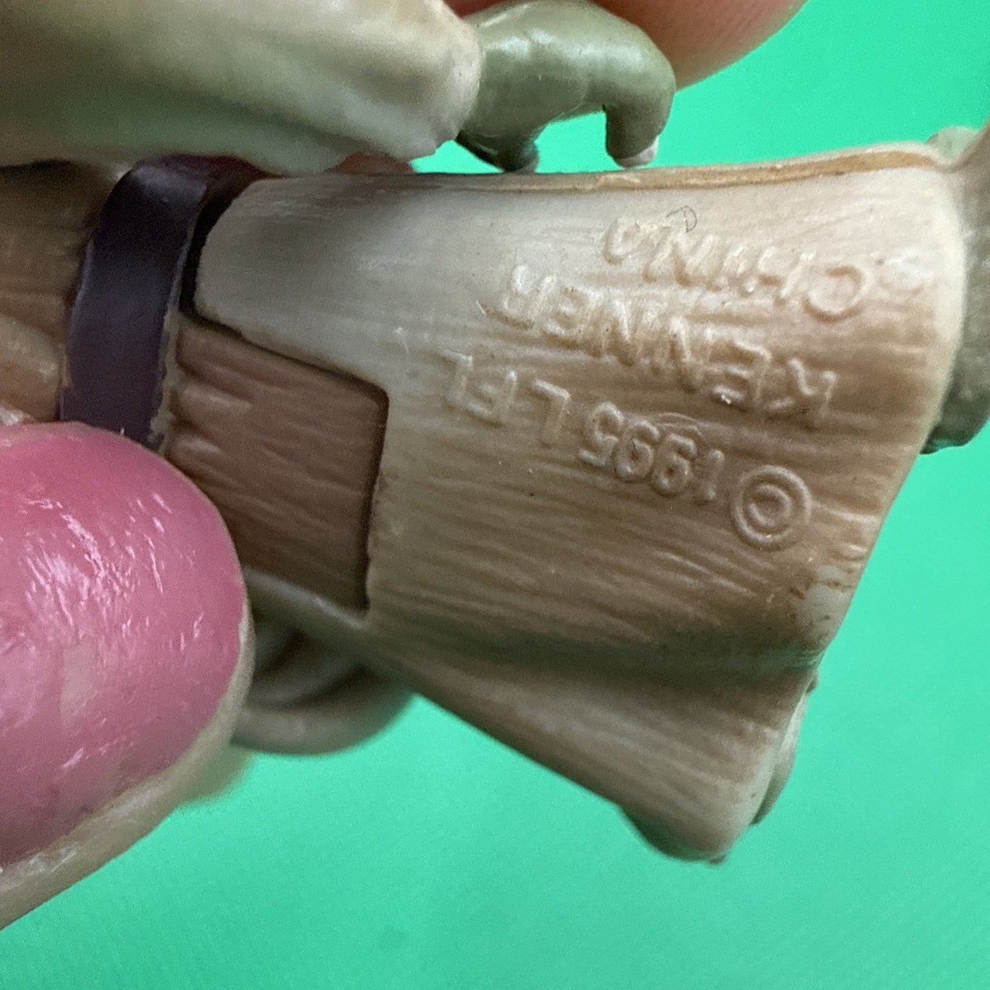 1995 STAR WARS POWER OF THE FORCE YODA 3.75" Figure - toyscardscomics