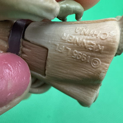 1995 STAR WARS POWER OF THE FORCE YODA 3.75" Figure - toyscardscomics