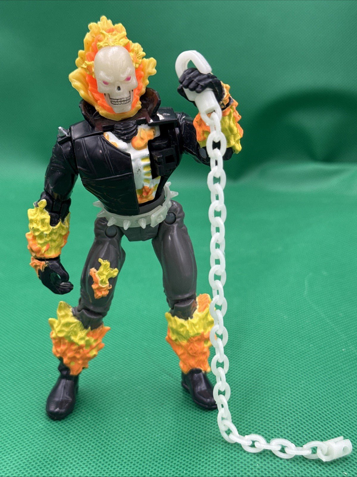 1995 Toy Biz The Original Ghost Rider Flame Glow In The Dark Exploding Chest - toyscardscomics