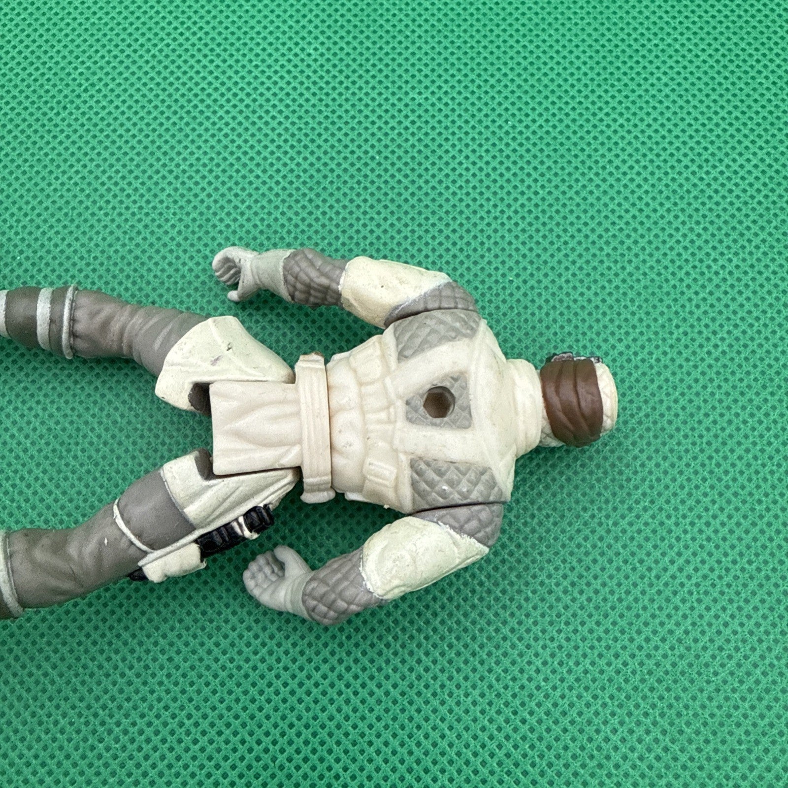 1997 Star Wars Hasbro HOTH REBEL TROOPER 3.75" Action Figure - toyscardscomics