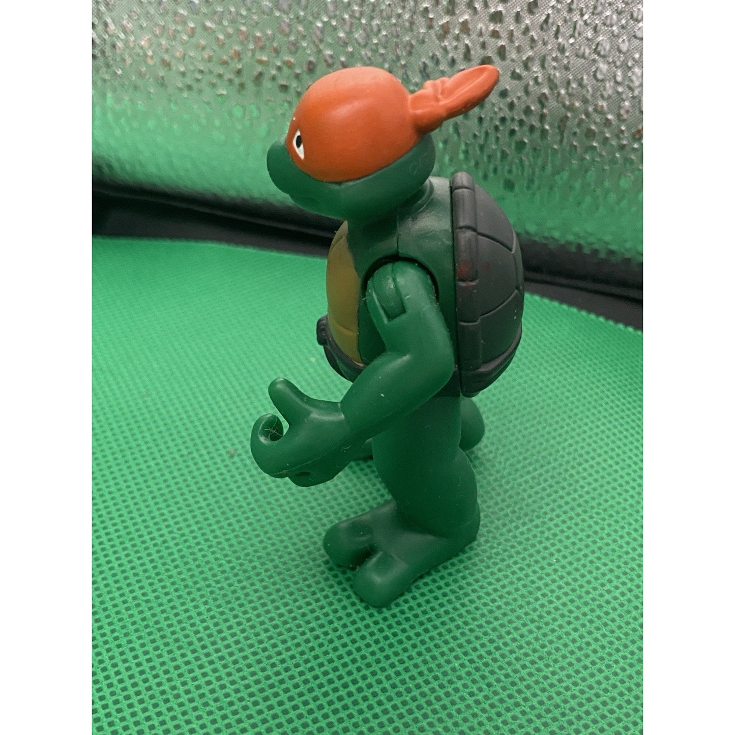2004 Mirage Studios, Inc. TMNT MICHELANGELO Action Figure