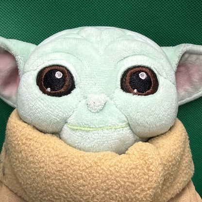 baby yoda stuffy No Tag