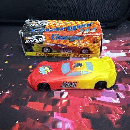 NASCAR Racers Mark McCutchen #204 CHARGER 2001 Wendy’s Toy Car KidsMeal With Box