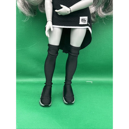 Rainbow High Nicole Steel Grayscale Fashion Shadow High Doll Athletic Attire