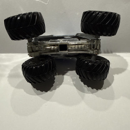 Hot Wheels Monster Jam Grave Digger The Legend Color Blue