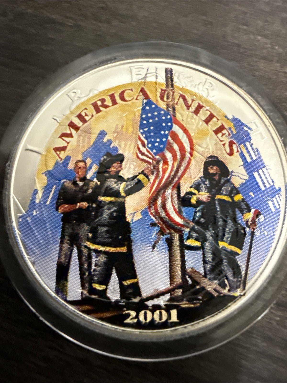2001 9/11 Remembering Our Heroes 1 oz .999 Fine Silver Colorized Round - toyscardscomics