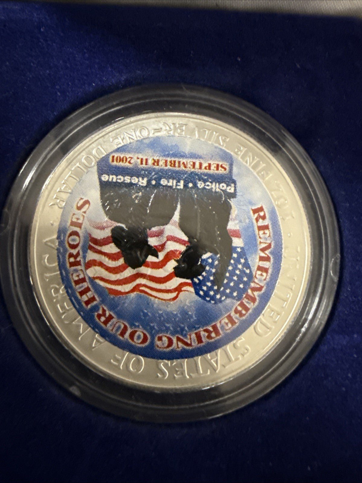 2001 9/11 Remembering Our Heroes 1 oz .999 Fine Silver Colorized Round - toyscardscomics