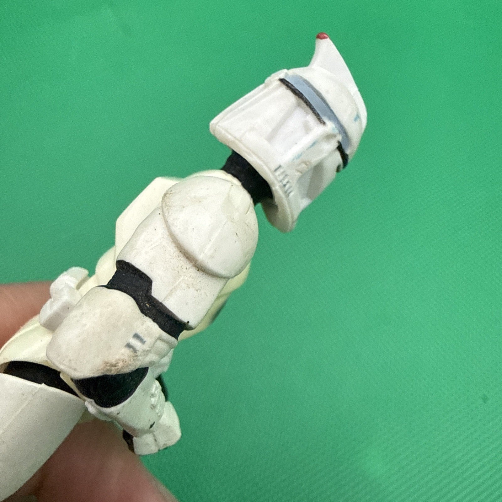 2003 Star Wars 30th Anniversary Clone Trooper AOTC Legends - toyscardscomics