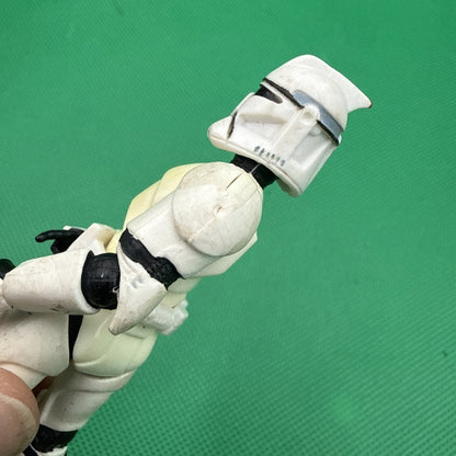 2003 Star Wars 30th Anniversary Clone Trooper AOTC Legends - toyscardscomics
