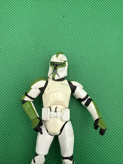 2003 Star Wars Green CLONE TROOPER SERGEANT 3.75" Action Figure - toyscardscomics
