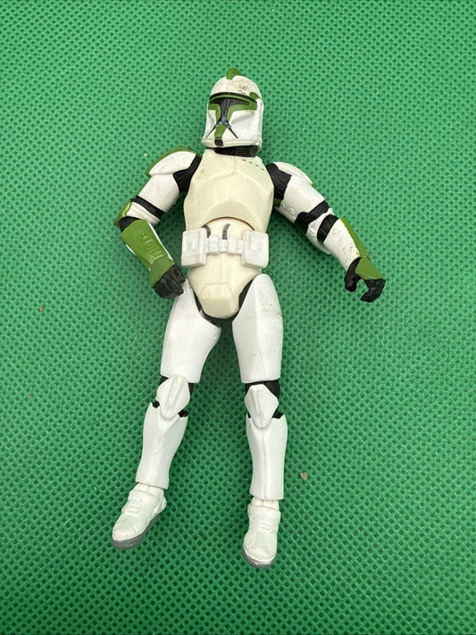 2003 Star Wars Green CLONE TROOPER SERGEANT 3.75" Action Figure - toyscardscomics