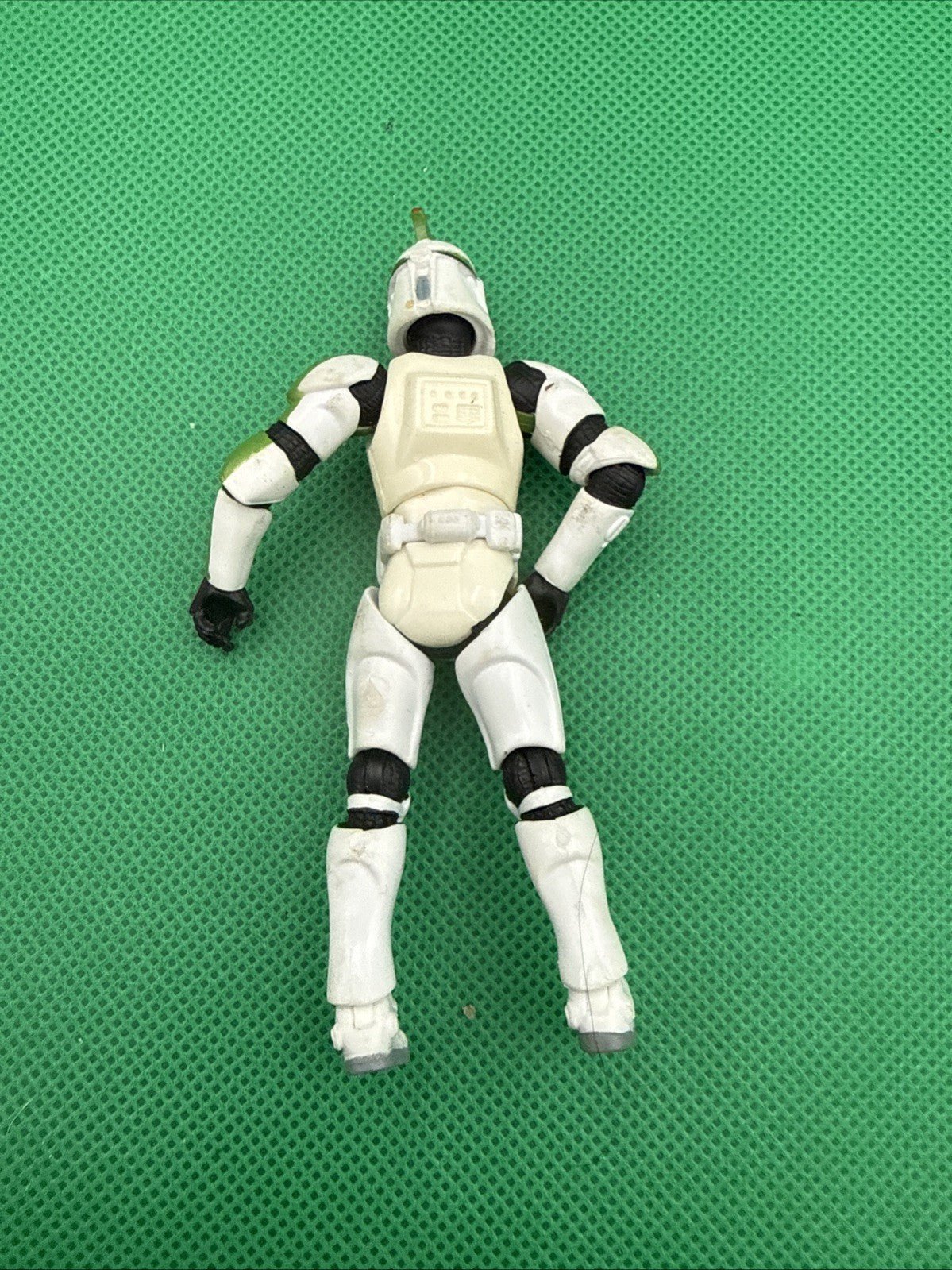 2003 Star Wars Green CLONE TROOPER SERGEANT 3.75" Action Figure - toyscardscomics